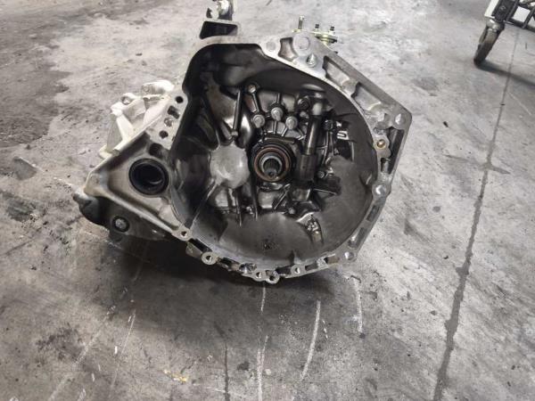 BOITE DE VITESSE MANUEL CITROEN C1 2014+ / PEUGEOT 108 / TOYOTA AYGO 2014+ 1.0 ESSENCE CODE 20TT55 - Vue 2